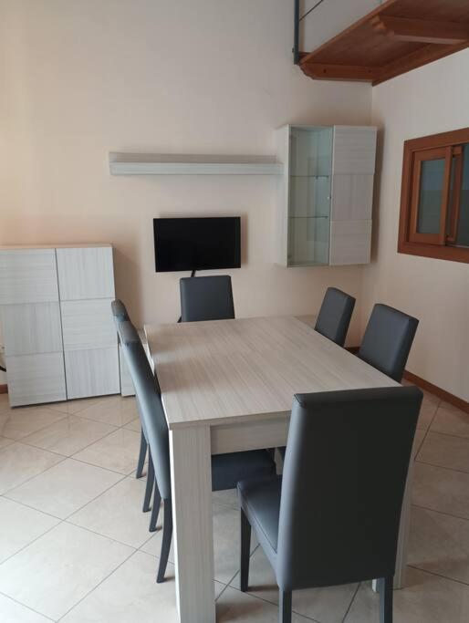 דירות נאפולי A Casa Di Laura מראה חיצוני תמונה