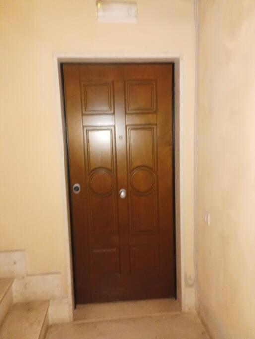 דירות נאפולי A Casa Di Laura מראה חיצוני תמונה