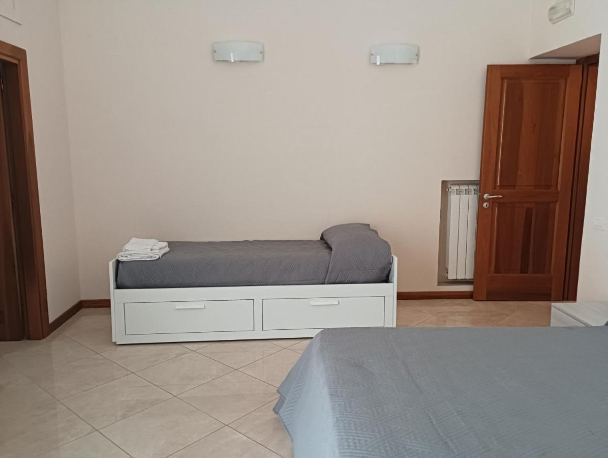 דירות נאפולי A Casa Di Laura מראה חיצוני תמונה
